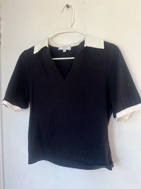 Black Short-Sleeve Top with White Collar